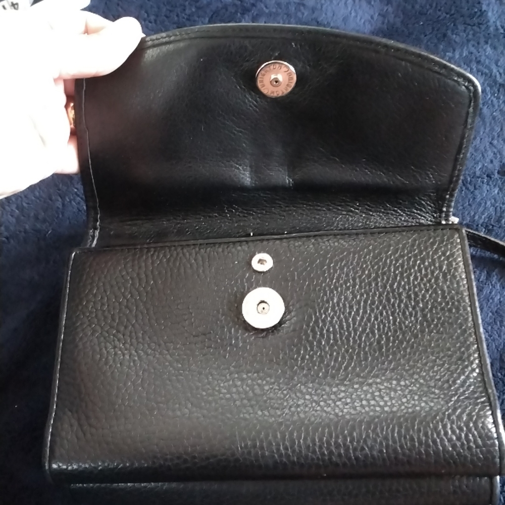 Crossbody - Picture 10 of 12